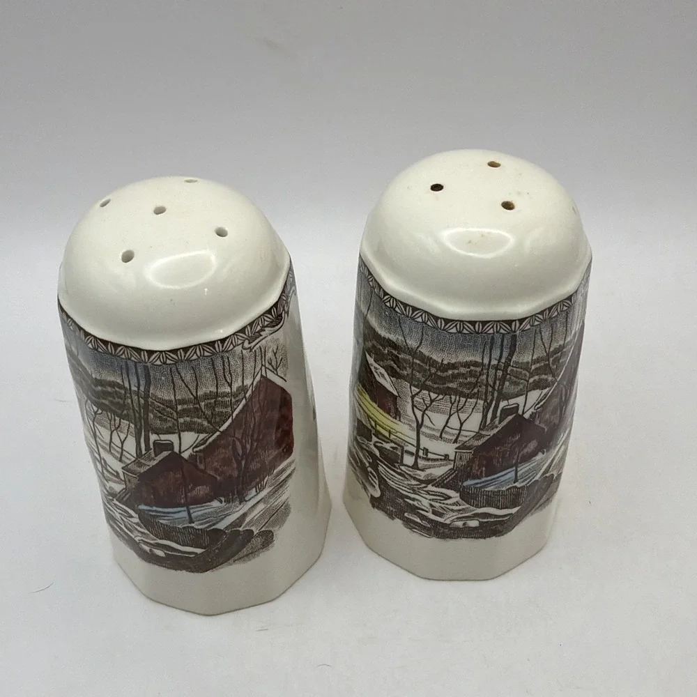 Johnson Bros England The Friendly Village Salt and Pepper Shakes 4